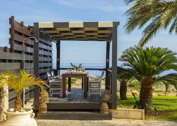 Villa El Greco Seafront Villa, Greco Mare *