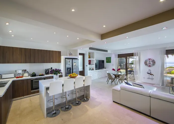 El Greco Seafront Villa, Greco Mare *