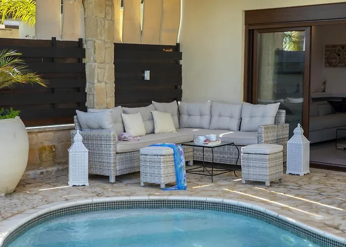 Villa El Greco Seafront Villa, Greco Mare *