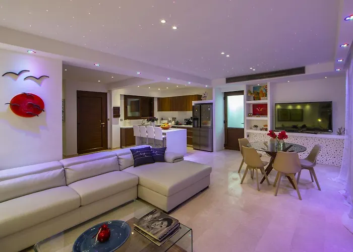 El Greco Seafront Villa, Greco Mare